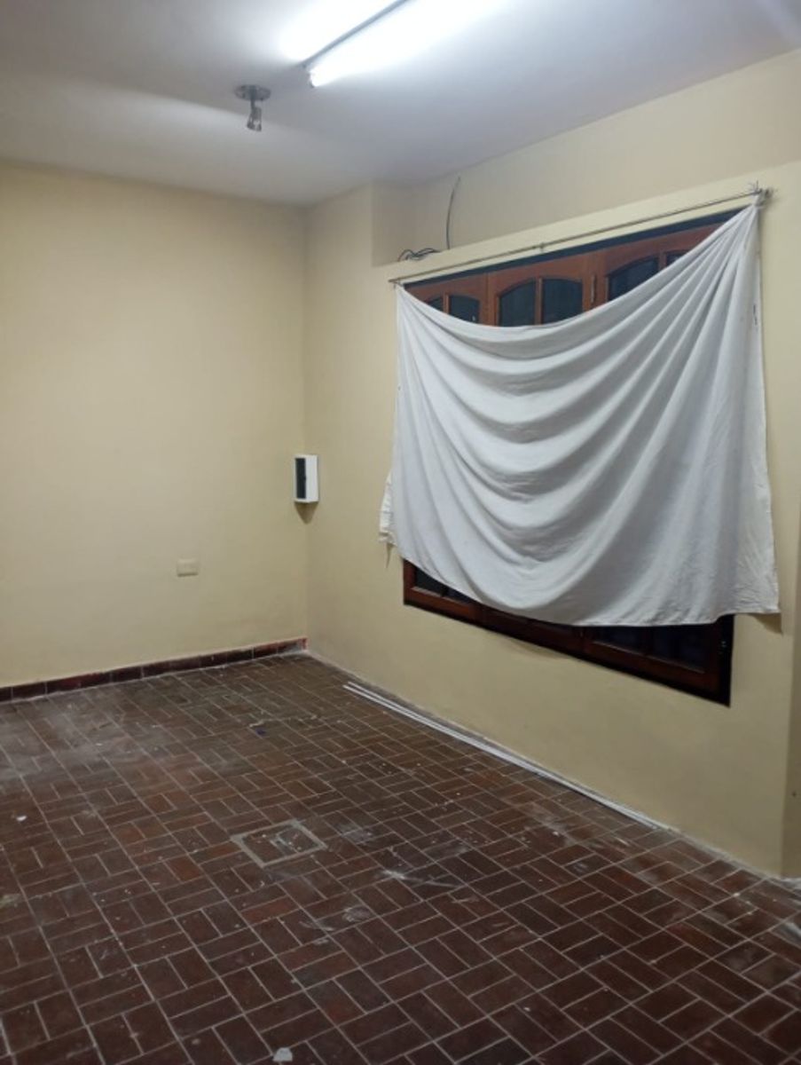 DEPARTAMENTO MONOABIMENTE EN ALQUILER - 2