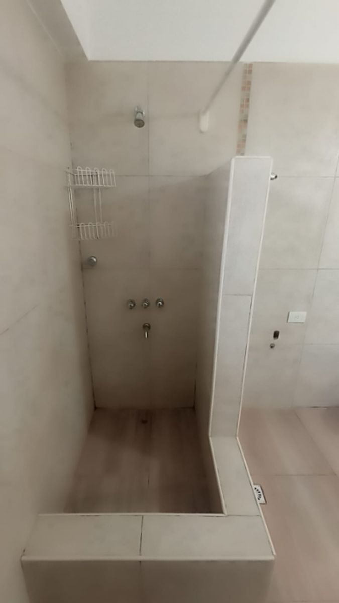 PH DE 4 AMBIENTES EN VENTA EN MORON NORTE - 26