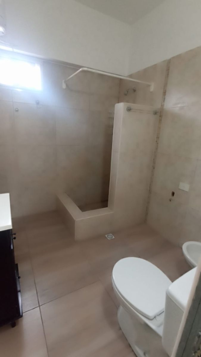 PH DE 4 AMBIENTES EN VENTA EN MORON NORTE - 27