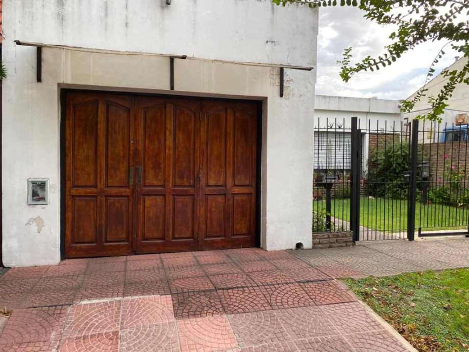 CASA DE 3 AMBIENTES EN VENTA - 2