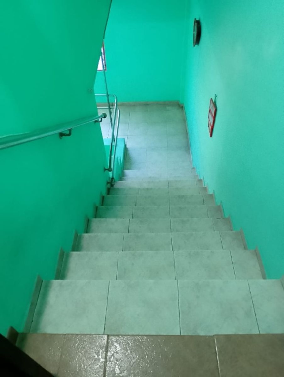 CASA DE 3 AMBIENTES EN VENTA - MORON SUR - 7