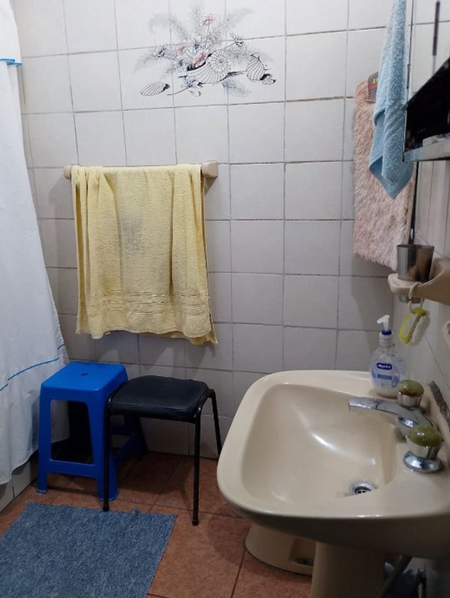 CASA DE 3 AMBIENTES EN VENTA - MORON SUR - 17
