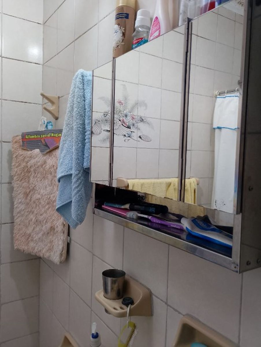 CASA DE 3 AMBIENTES EN VENTA - MORON SUR - 21