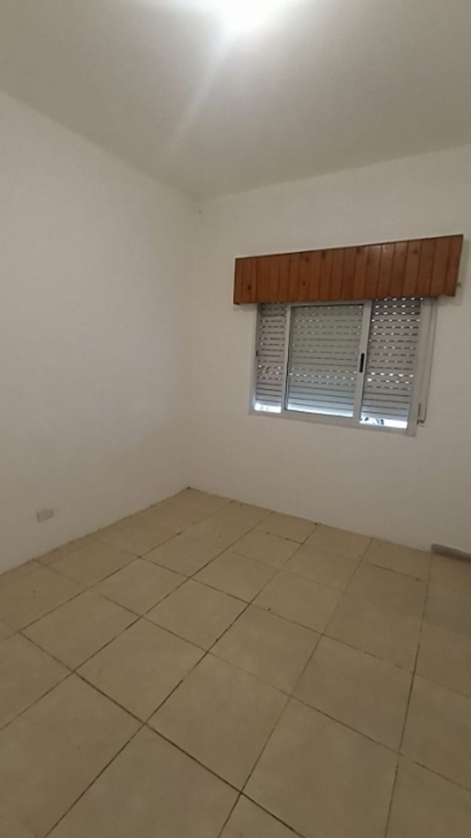 DEPARTAMENTO DE 3 AMBIENTES EN ALQUILER - MORON SUR - 5