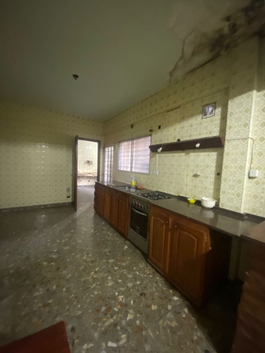 CASA DE 6 AMBIENTES EN VENTA - 14