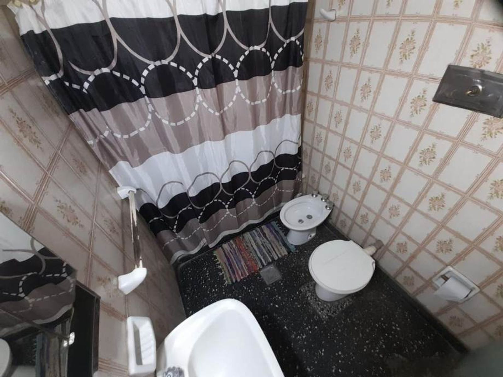 CASA IDEAL 2 FAMILIAS EN VENTA - LOMAS DEL MIRADOR - 26