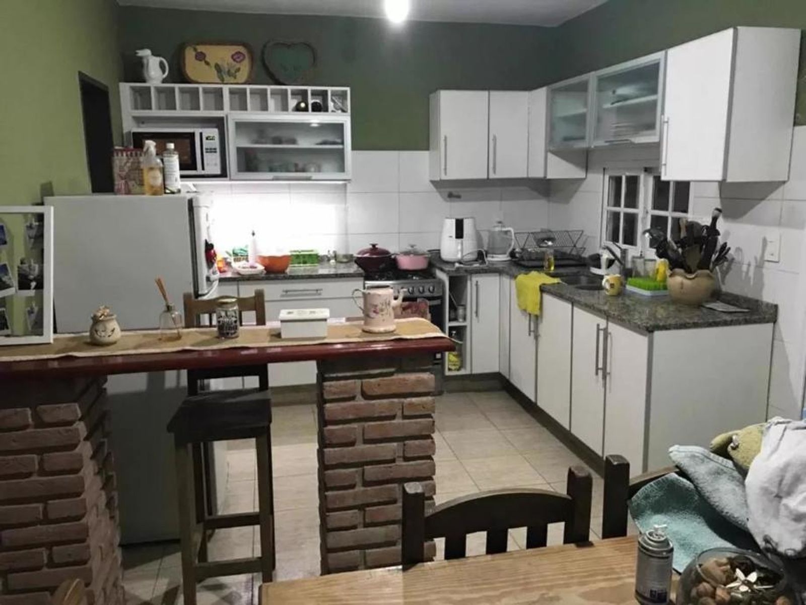 CASA DE 5 AMBIENTES EN VENTA - VILLA UDAONDO - 3