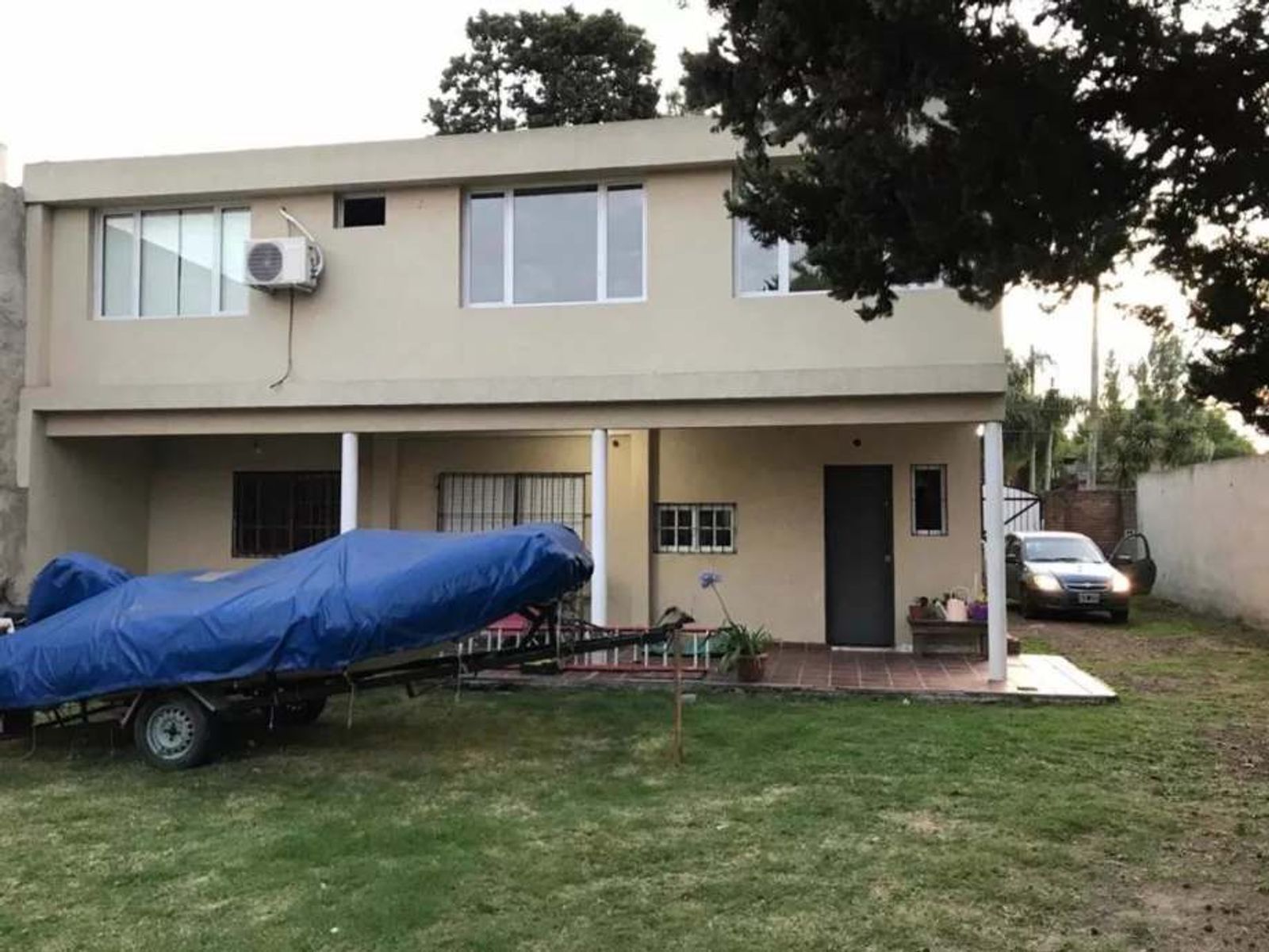 CASA DE 5 AMBIENTES EN VENTA - VILLA UDAONDO - 9