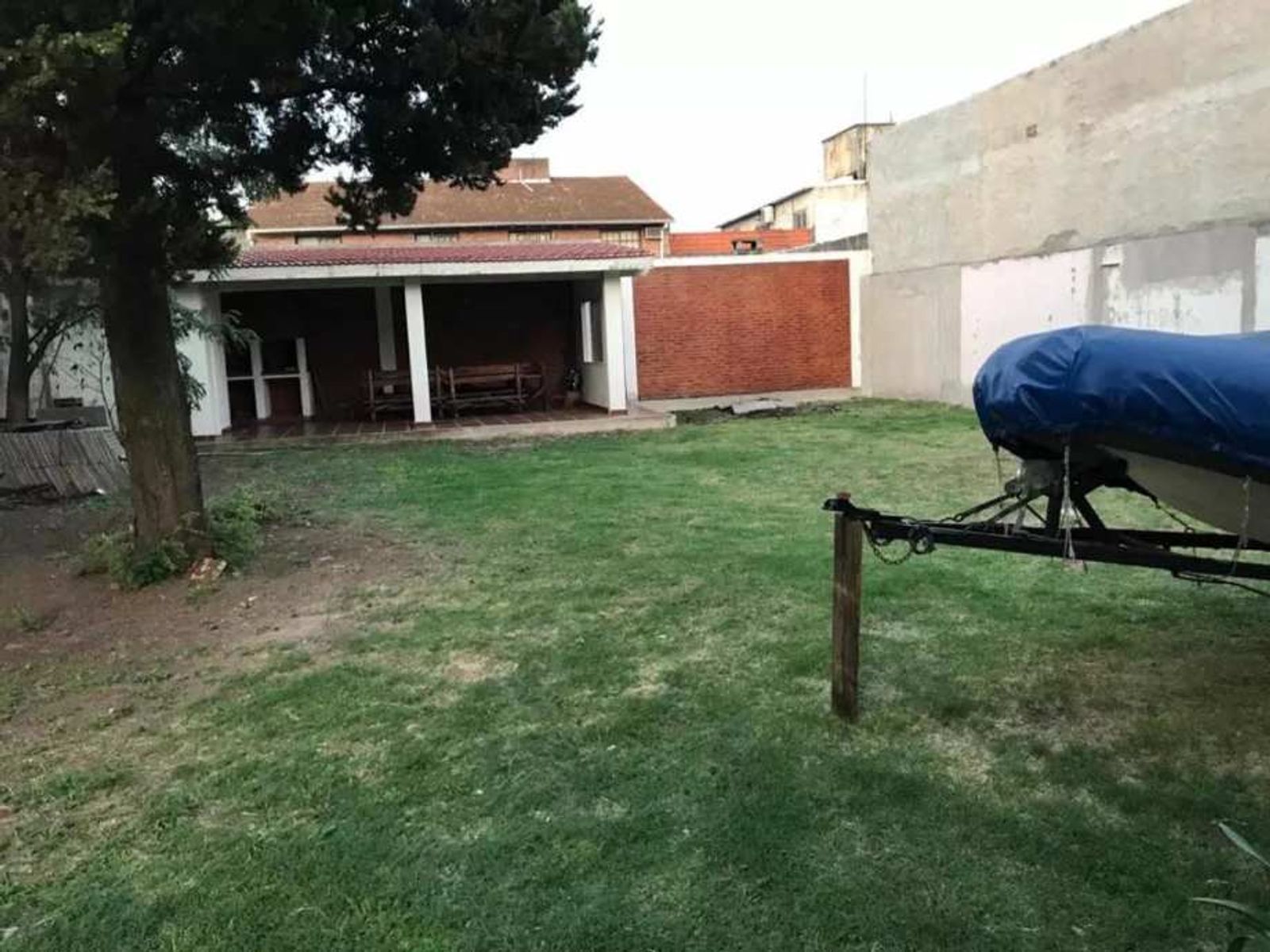 CASA DE 5 AMBIENTES EN VENTA - VILLA UDAONDO - 10