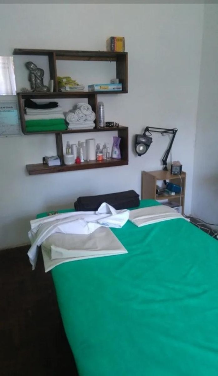 CASA DE 3 AMBIENTES EN VENTA - MORON - 7