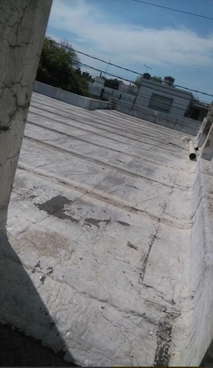 CASA DE 3 AMBIENTES EN VENTA - MORON - 13