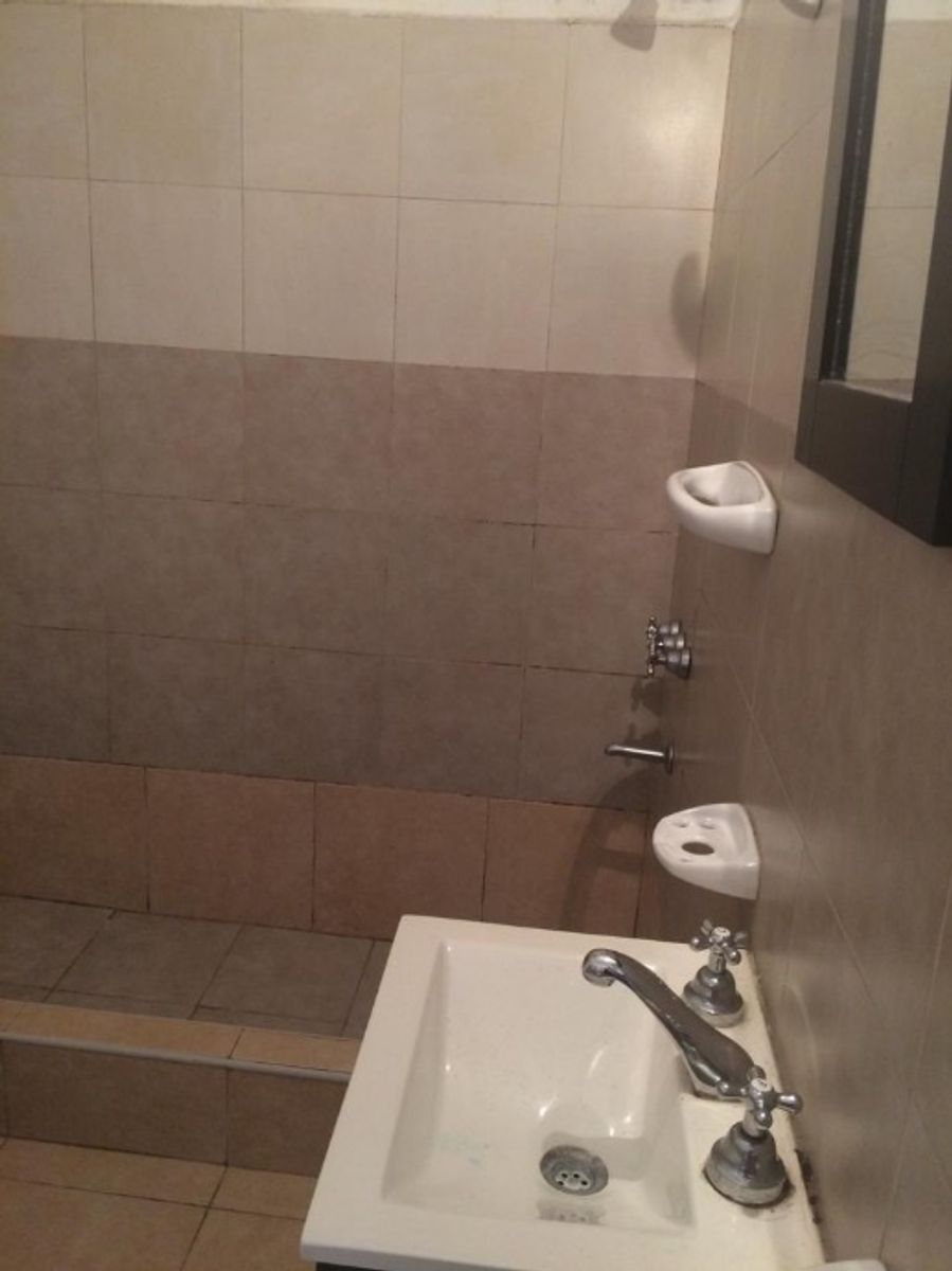 VENTA EN BLOCK 7 DEPARTAMENTOS + 2 LOCALES - MORON SUR — foto 12