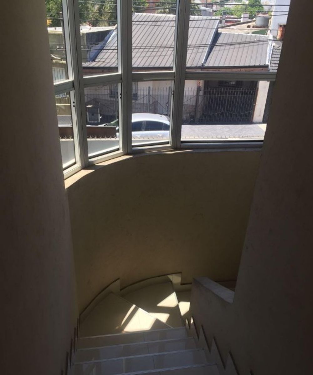 GALPON INDUSTRIAL EN VENTA - CASTELAR NORTE - 5