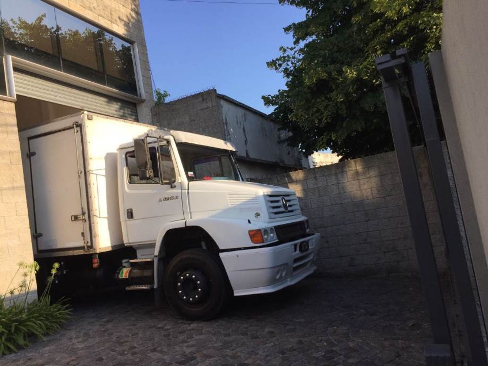 GALPON INDUSTRIAL EN VENTA - CASTELAR NORTE - 19