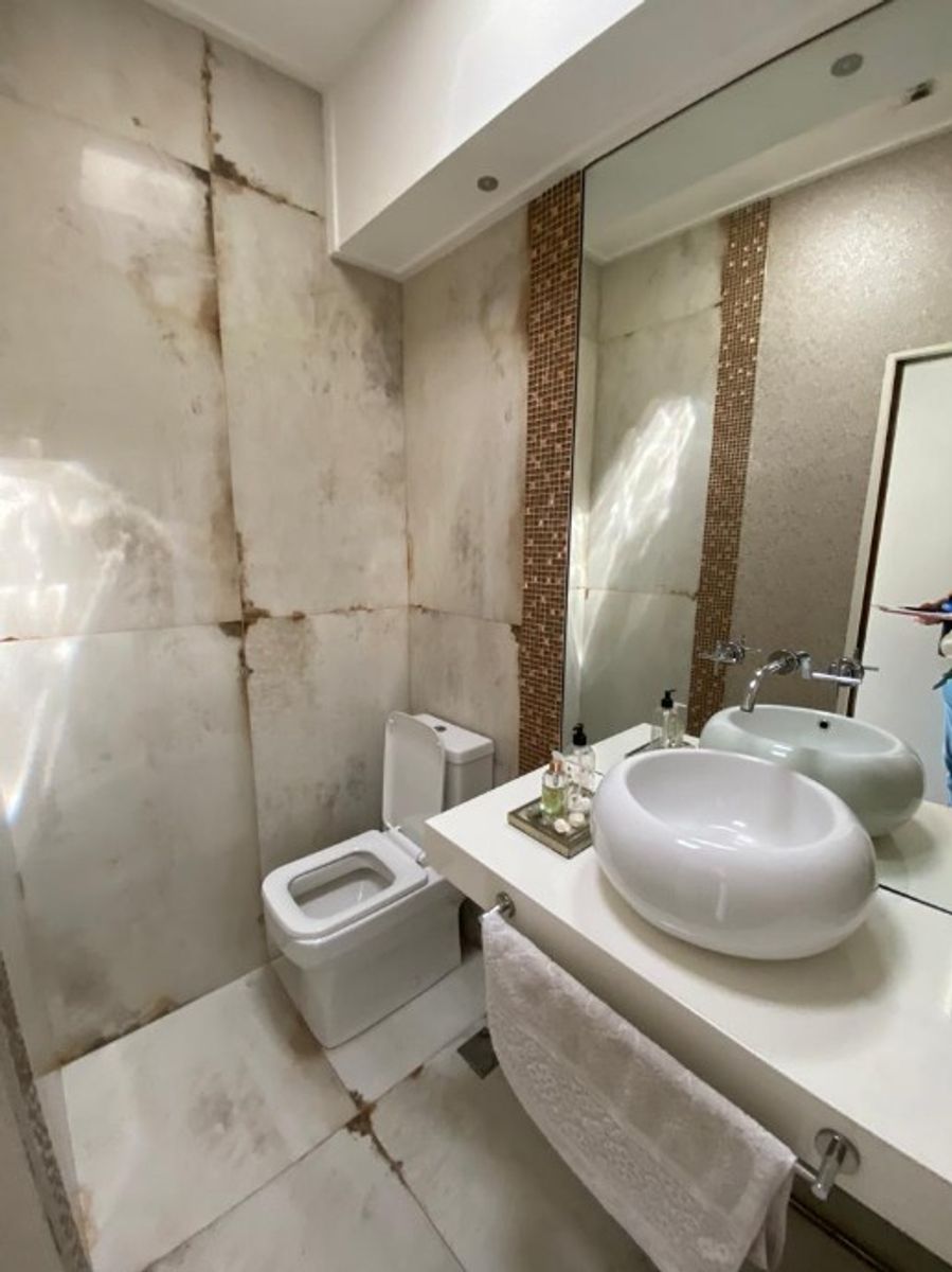 CASA DE 4 AMBIENTES EN VENTA - CASTELAR NORTE - 12