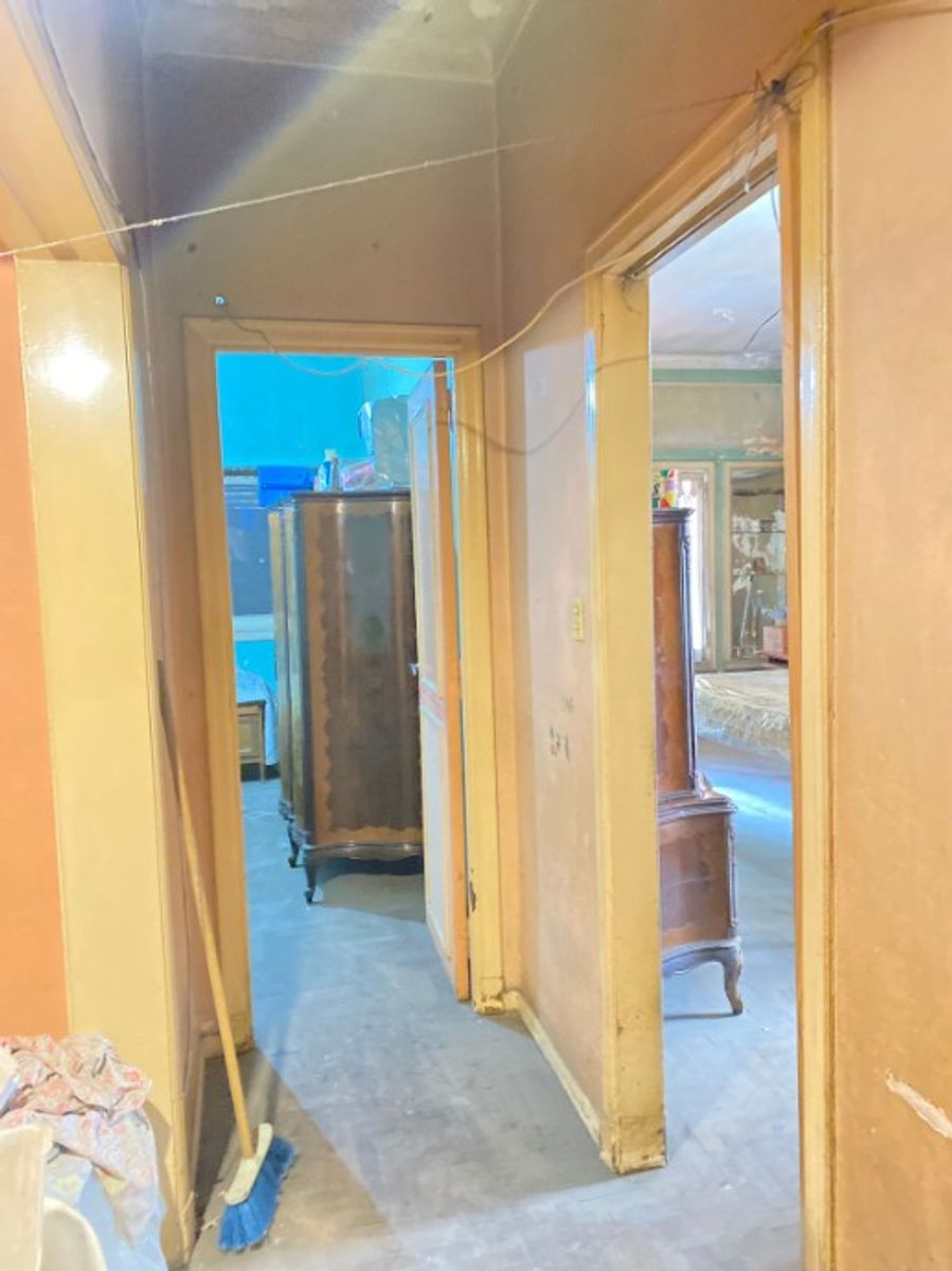 CHALET DE 4 AMBIENTES A REFACCIONAR - MORON NORTE - 5