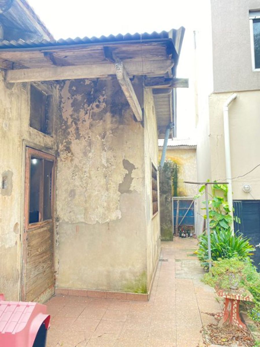 CHALET DE 4 AMBIENTES A REFACCIONAR - MORON NORTE - 6