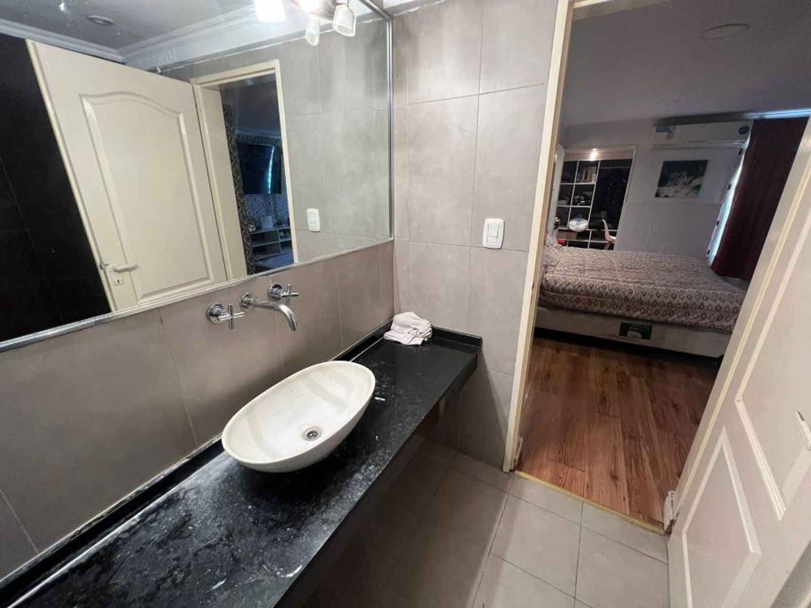 CASA DE 6 AMBIENTES EN EXCELENTES CONDICIONES - VILLA UDAONDO - 7