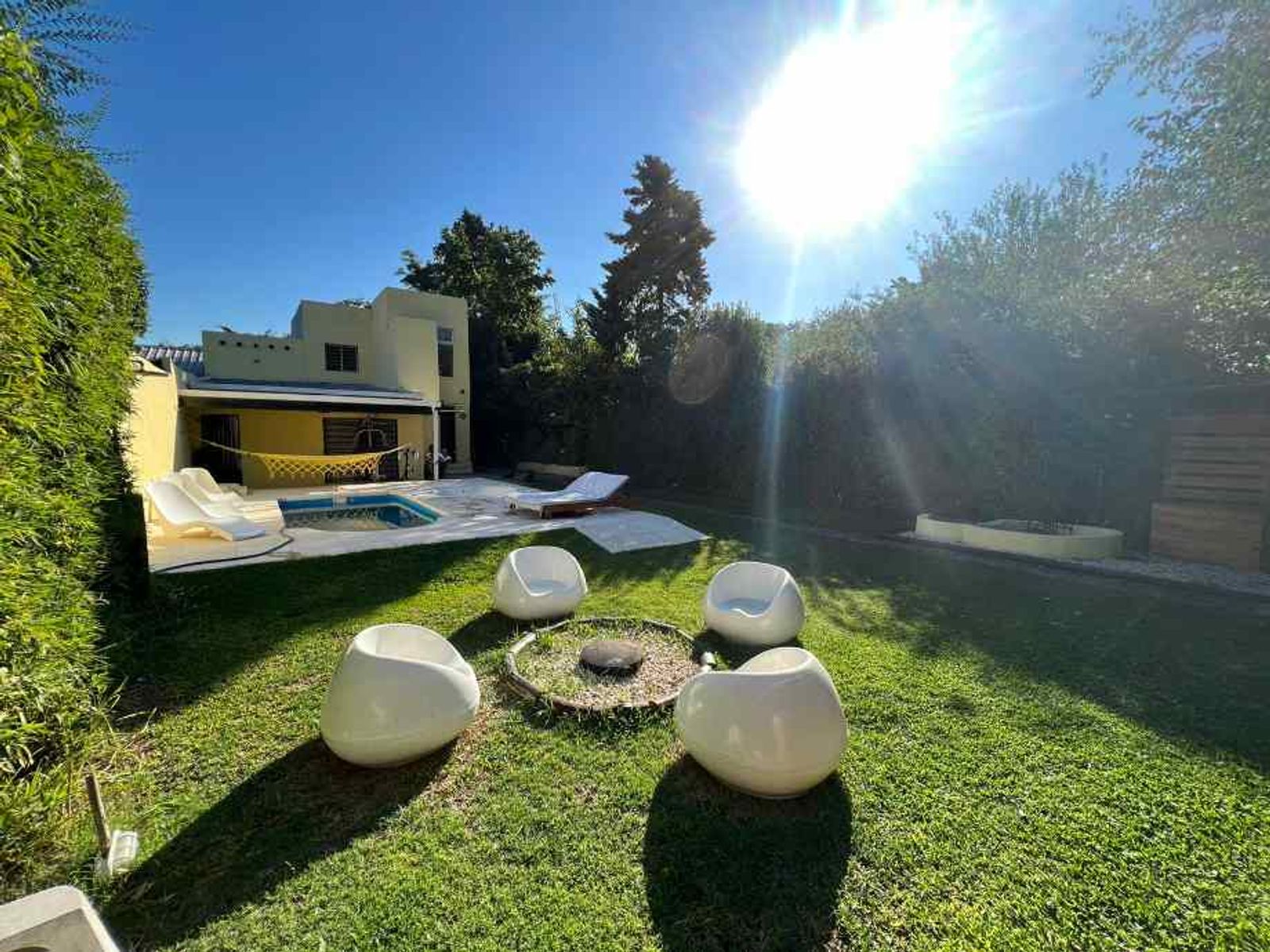 CASA DE 6 AMBIENTES EN EXCELENTES CONDICIONES - VILLA UDAONDO - 17