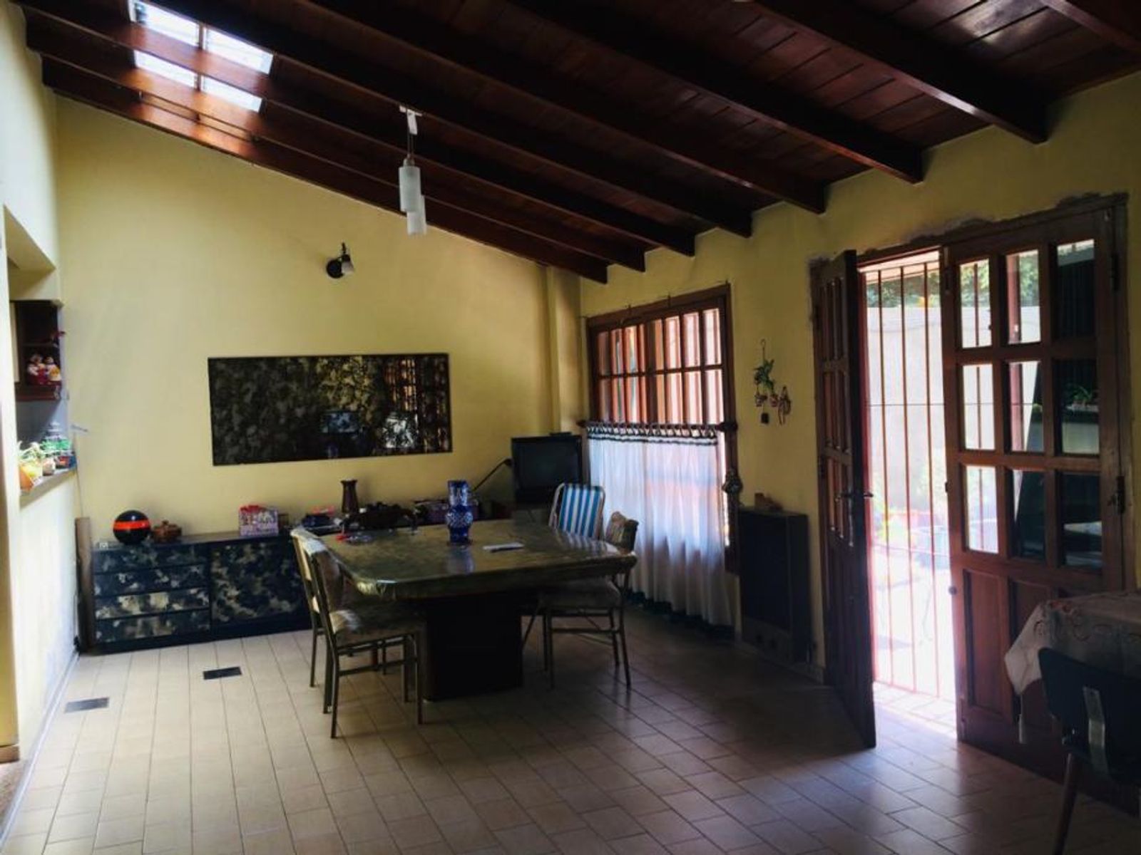 CHALET DE 4 AMBIENTES EN ZONA RESIDENCIAL EN VENTA - RAMOS MEJIA SUR - 6