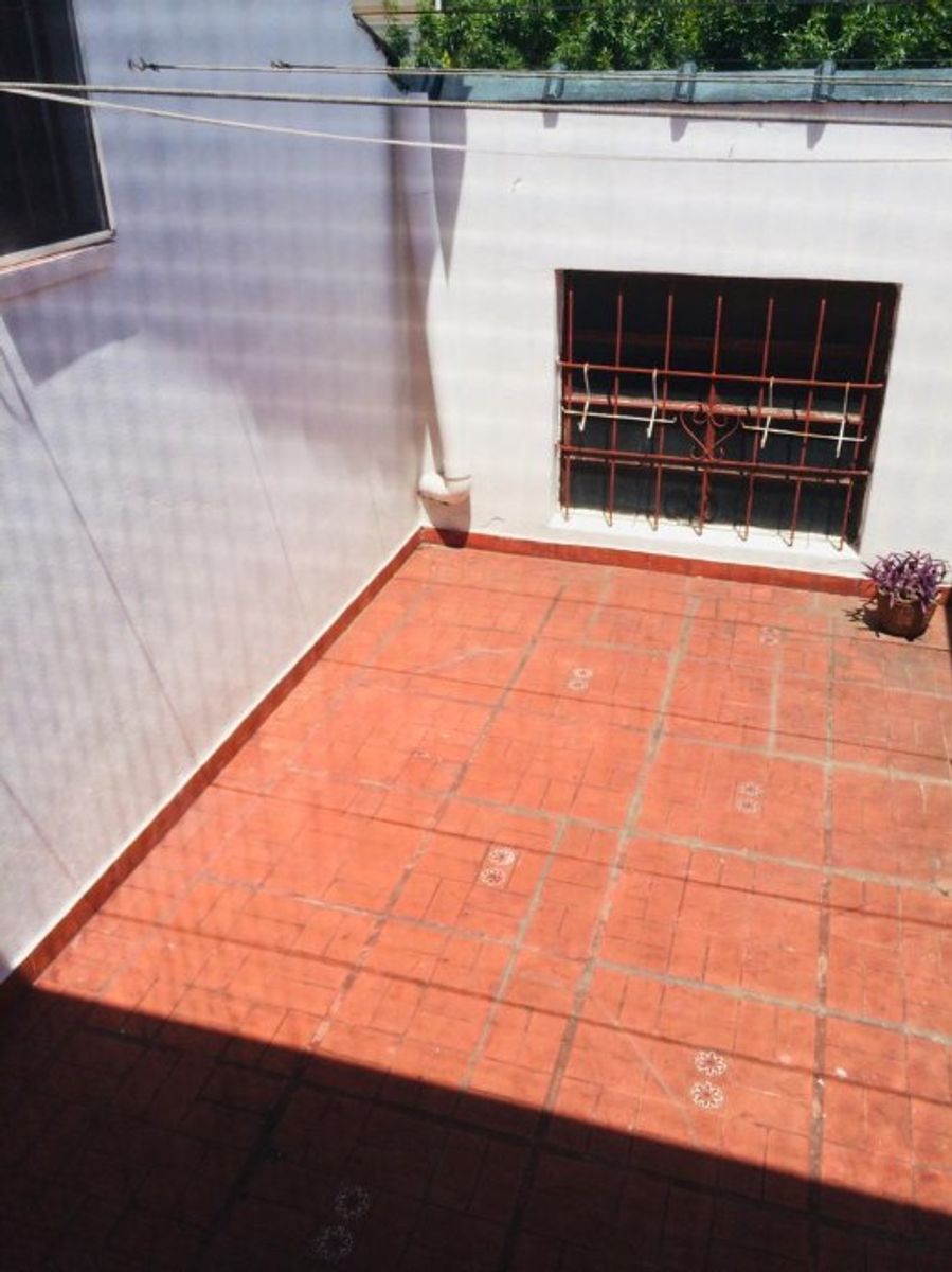 CHALET DE 4 AMBIENTES EN ZONA RESIDENCIAL EN VENTA - RAMOS MEJIA SUR - 10
