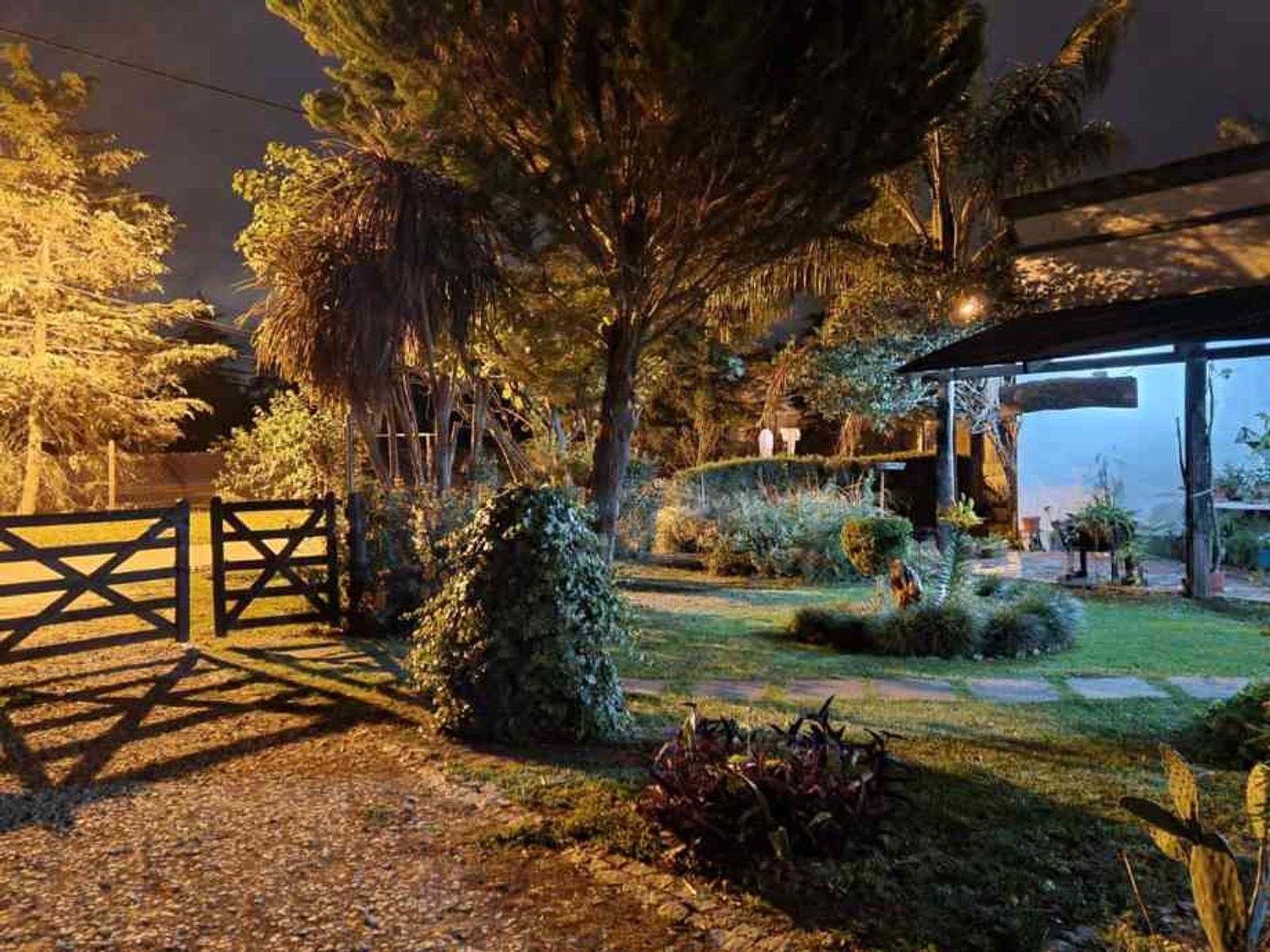 CASA QUINTA DE 3 AMBIENTES EN LOTE DE 1500 MTS2 -BRANDSEN - 3