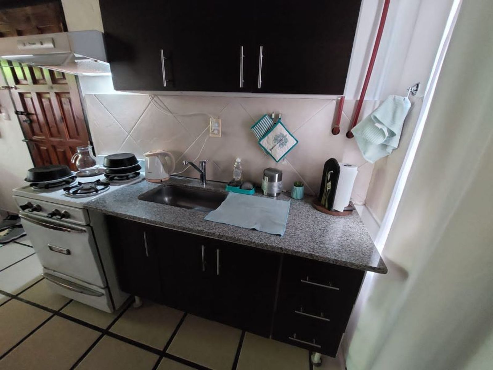 CASA QUINTA DE 3 AMBIENTES EN LOTE DE 1500 MTS2 -BRANDSEN - 12