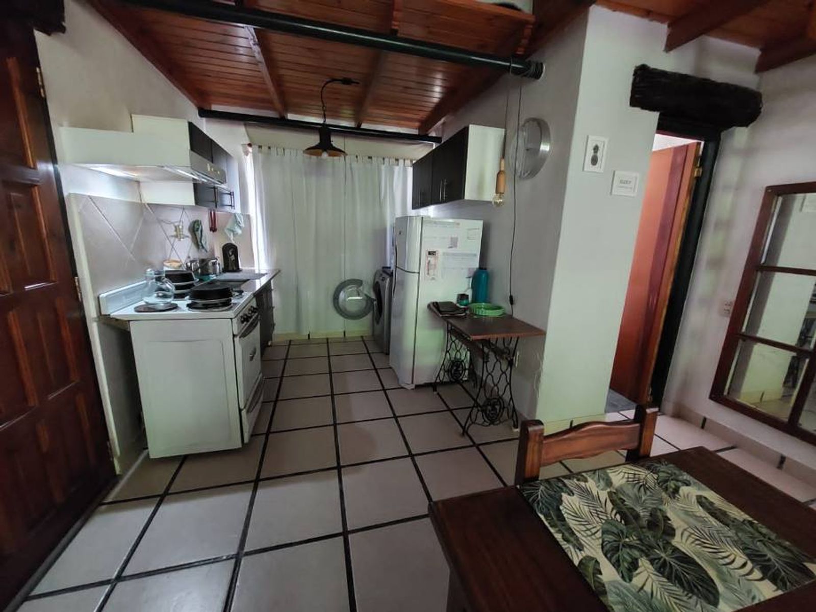 CASA QUINTA DE 3 AMBIENTES EN LOTE DE 1500 MTS2 -BRANDSEN - 13