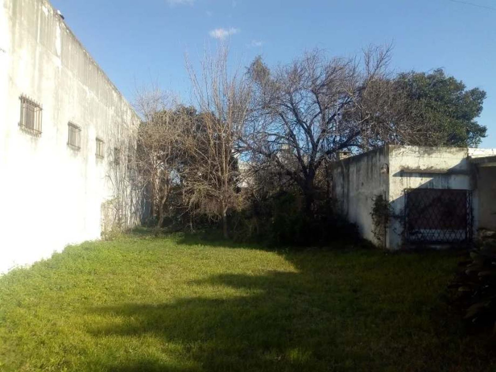 VENTA DE LOTES EN CONJUNTO - CASTELAR NORTE - 3