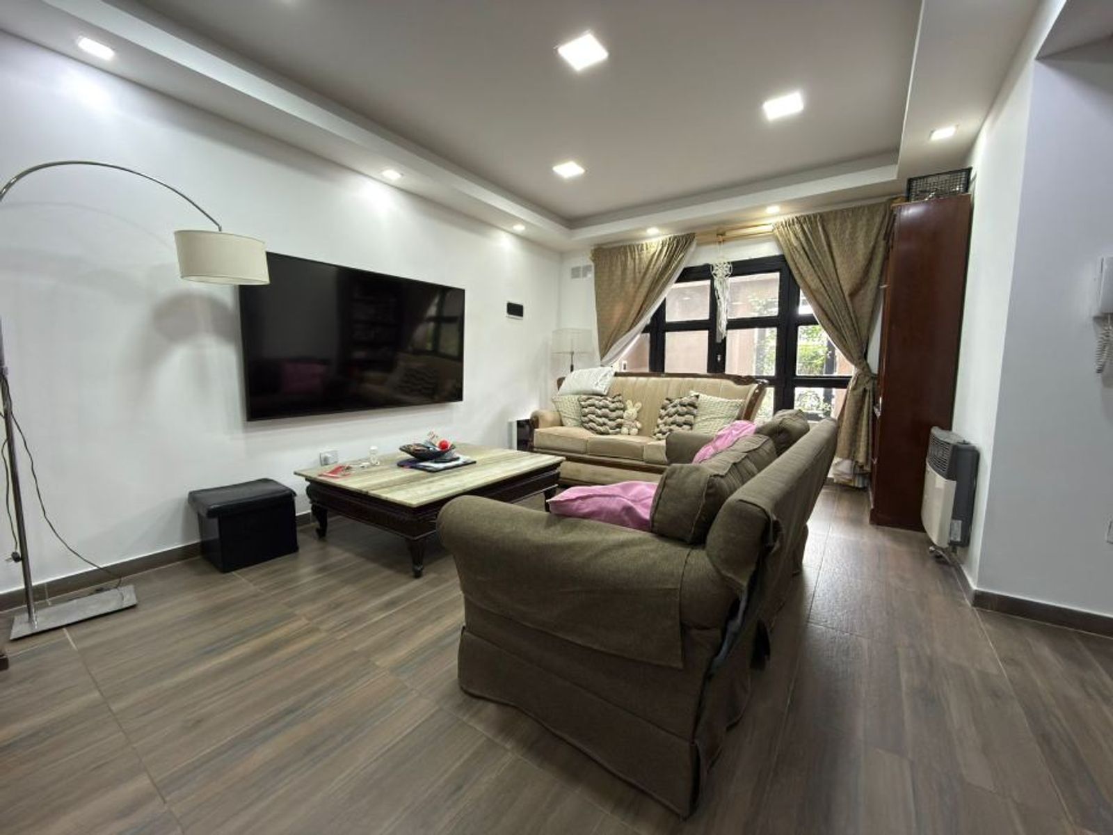 CASA MINIMALISTA DE 5 AMBIENTES EN VENTA - ITUZAINGO NORTE - 9