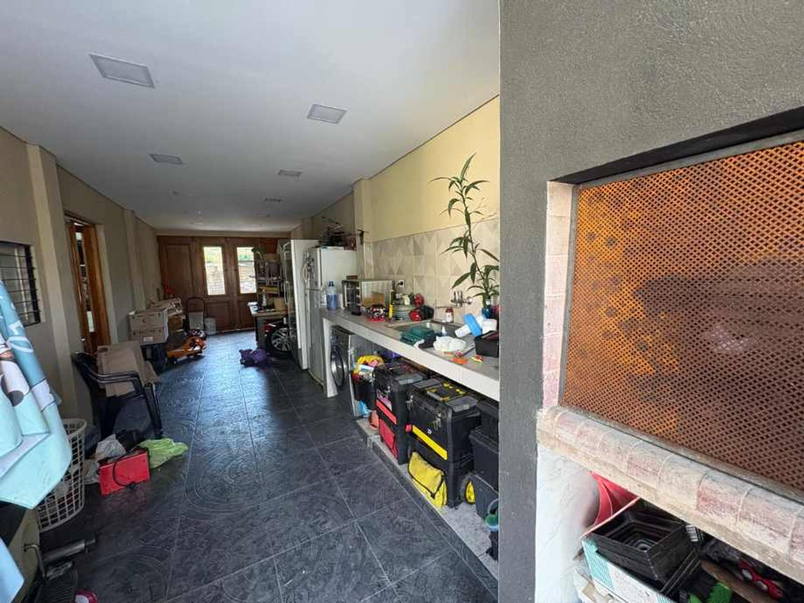 CASA MINIMALISTA DE 5 AMBIENTES EN VENTA - ITUZAINGO NORTE - 12