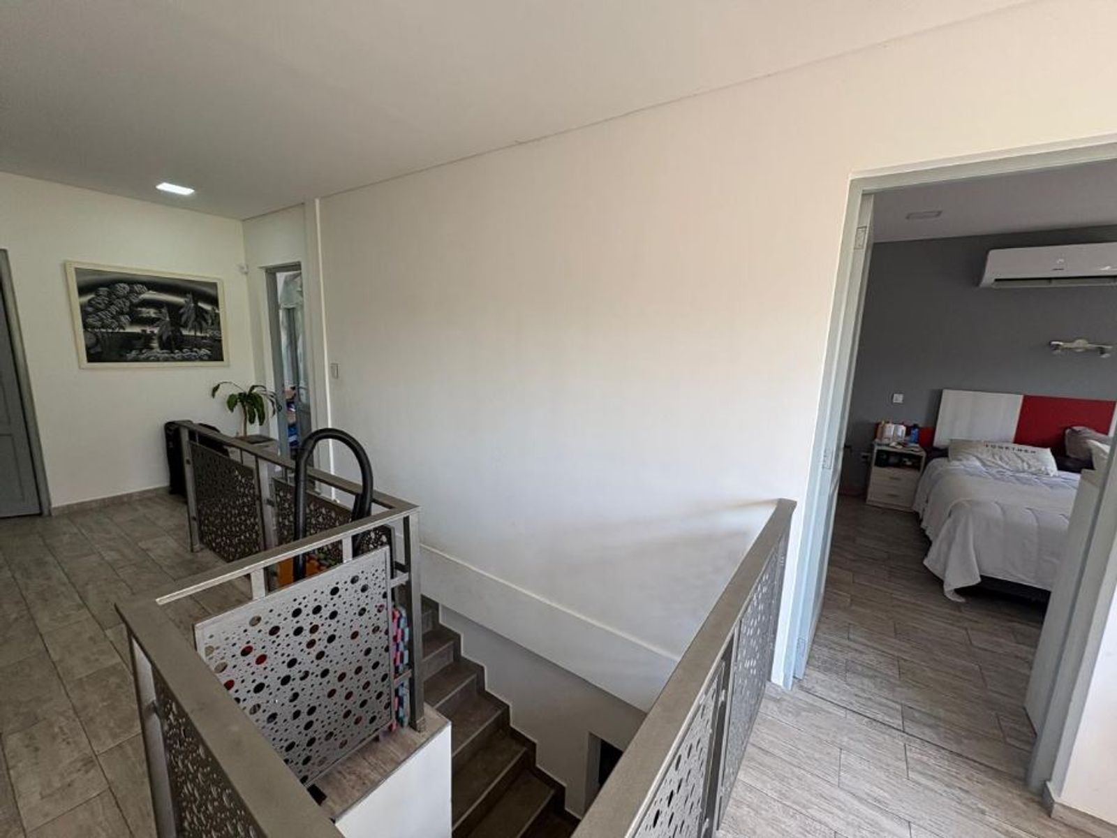 CASA MINIMALISTA DE 5 AMBIENTES EN VENTA - ITUZAINGO NORTE - 13