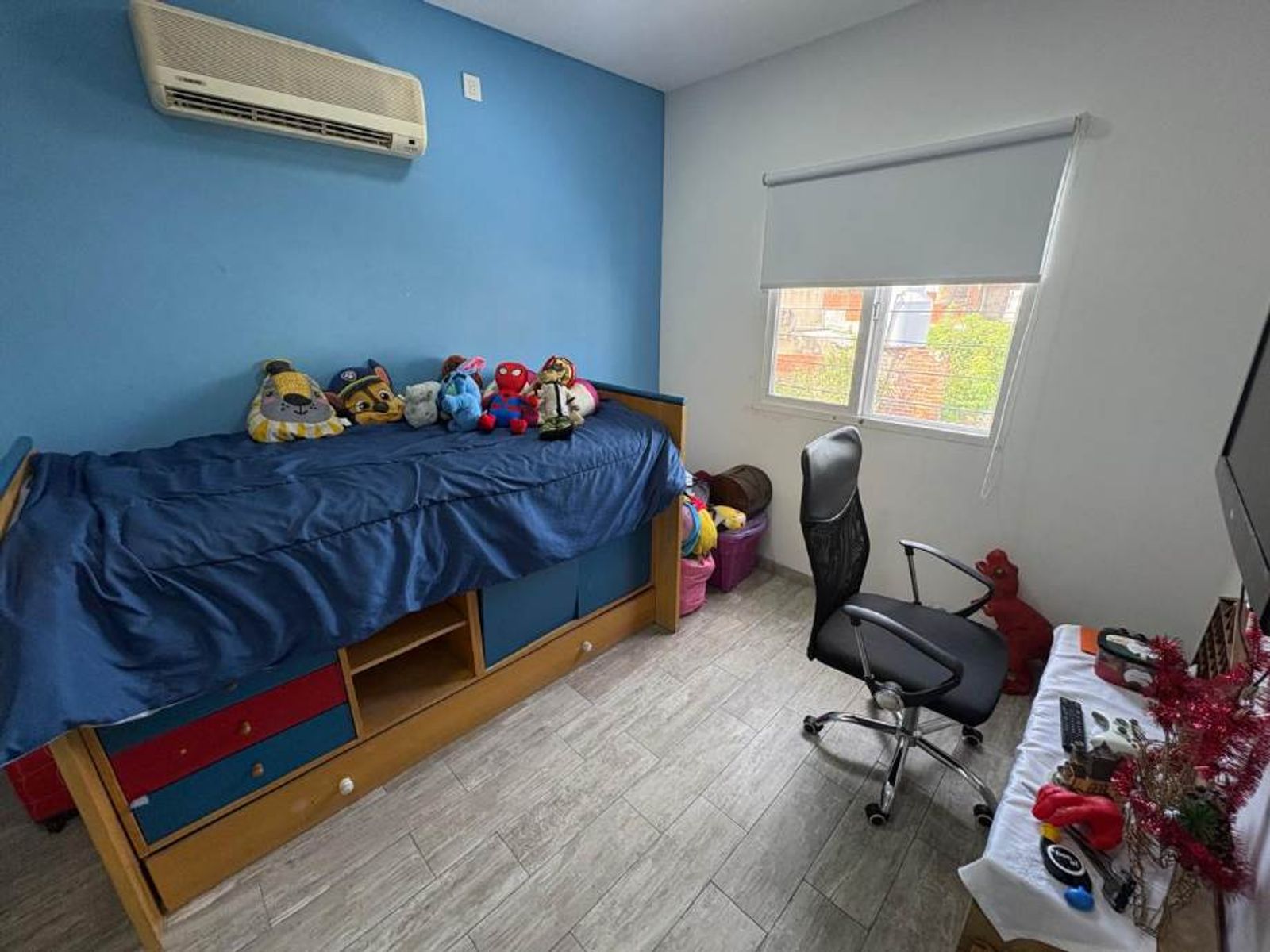 CASA MINIMALISTA DE 5 AMBIENTES EN VENTA - ITUZAINGO NORTE - 22