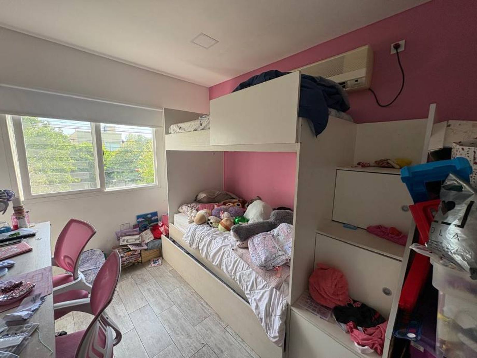 CASA MINIMALISTA DE 5 AMBIENTES EN VENTA - ITUZAINGO NORTE - 23