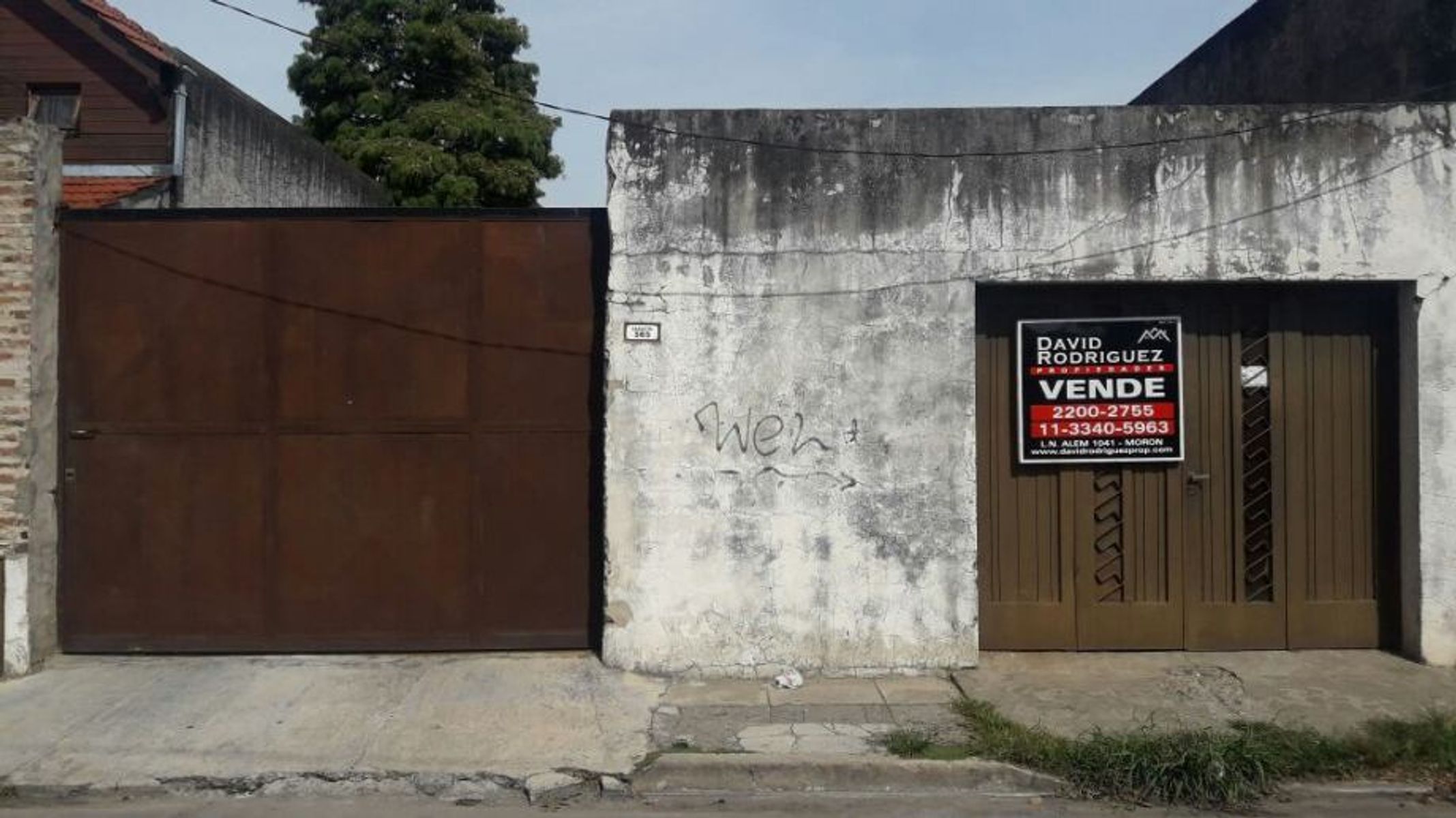 LOTE EN ZONA RESIDENCIAL EN VENTA - MORON SUR - 2