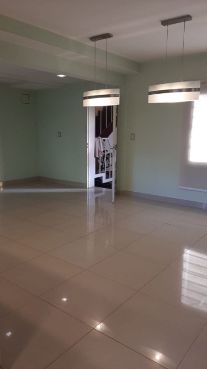 CHALET DE 4 AMBIENTES EN VENTA - ITUZAINGO NORTE - 9