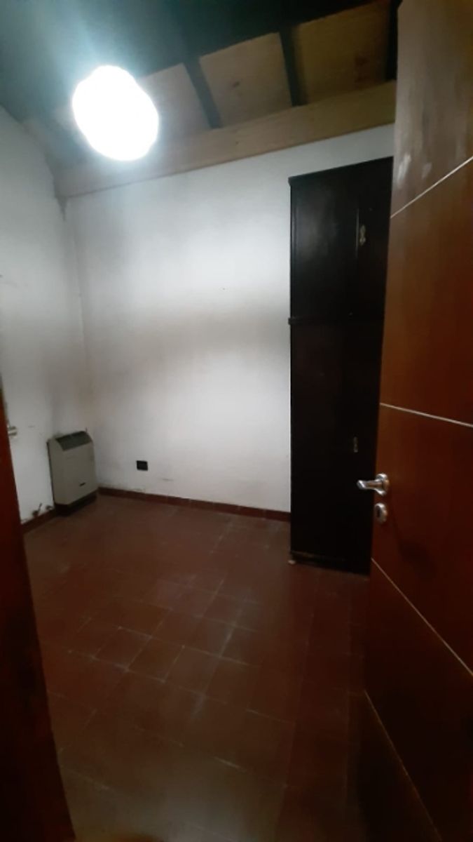 CHALET DE 4 AMBIENTES EN VENTA - ITUZAINGO NORTE - 12