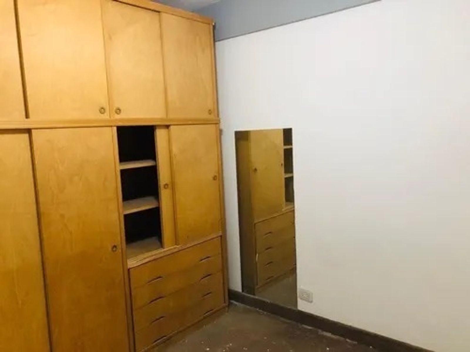 DEPARTAMENTO DE 2 AMBIENTES EN VENTA - MORON SUR - 5
