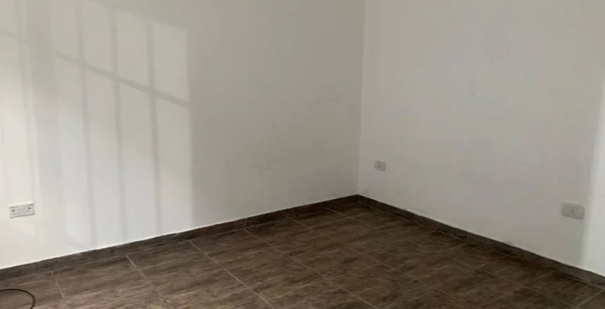 DEPARTAMENTO DE 2 AMBIENTES EN VENTA - CASTELAR NORTE - 1
