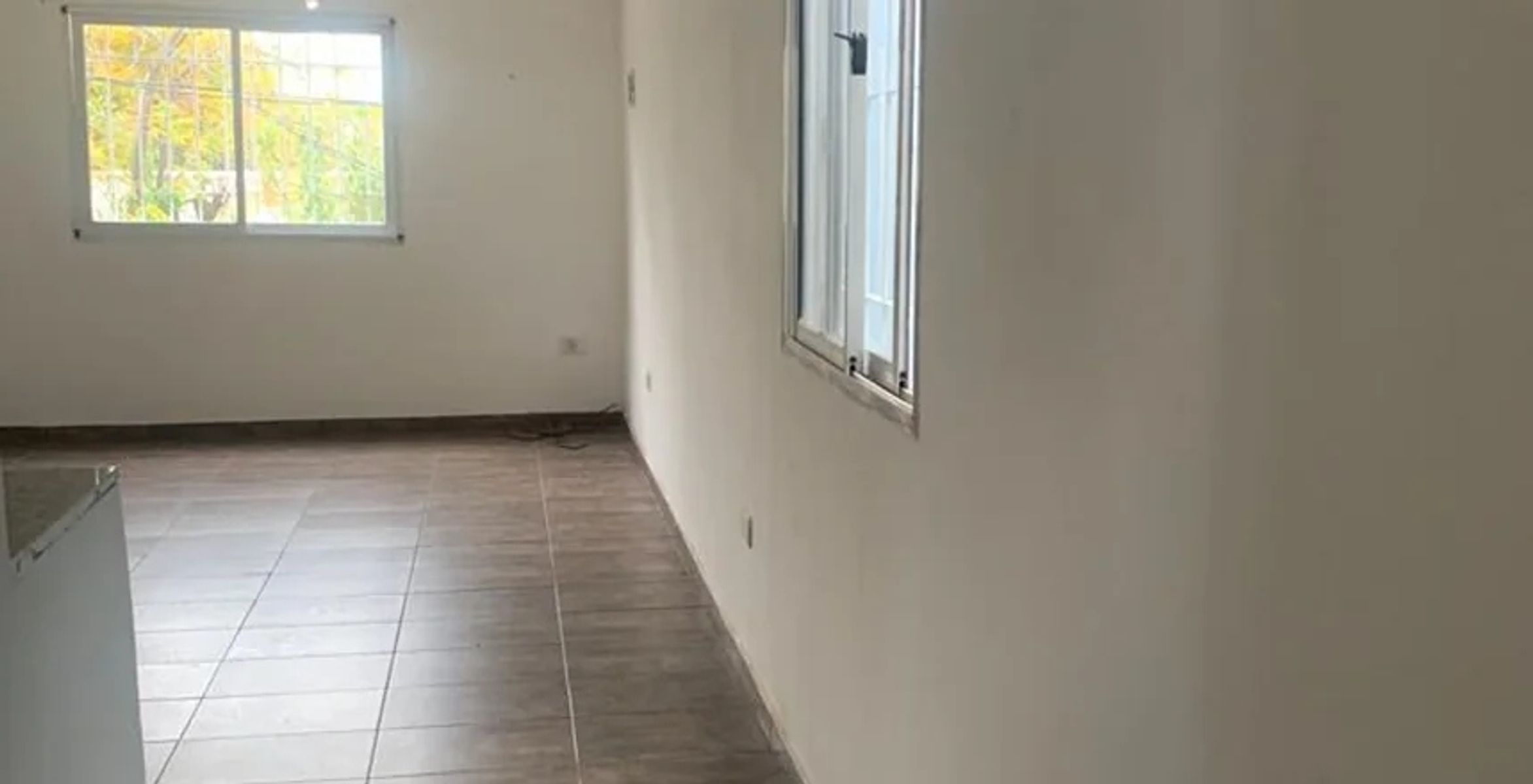 DEPARTAMENTO DE 2 AMBIENTES EN VENTA - CASTELAR NORTE - 4