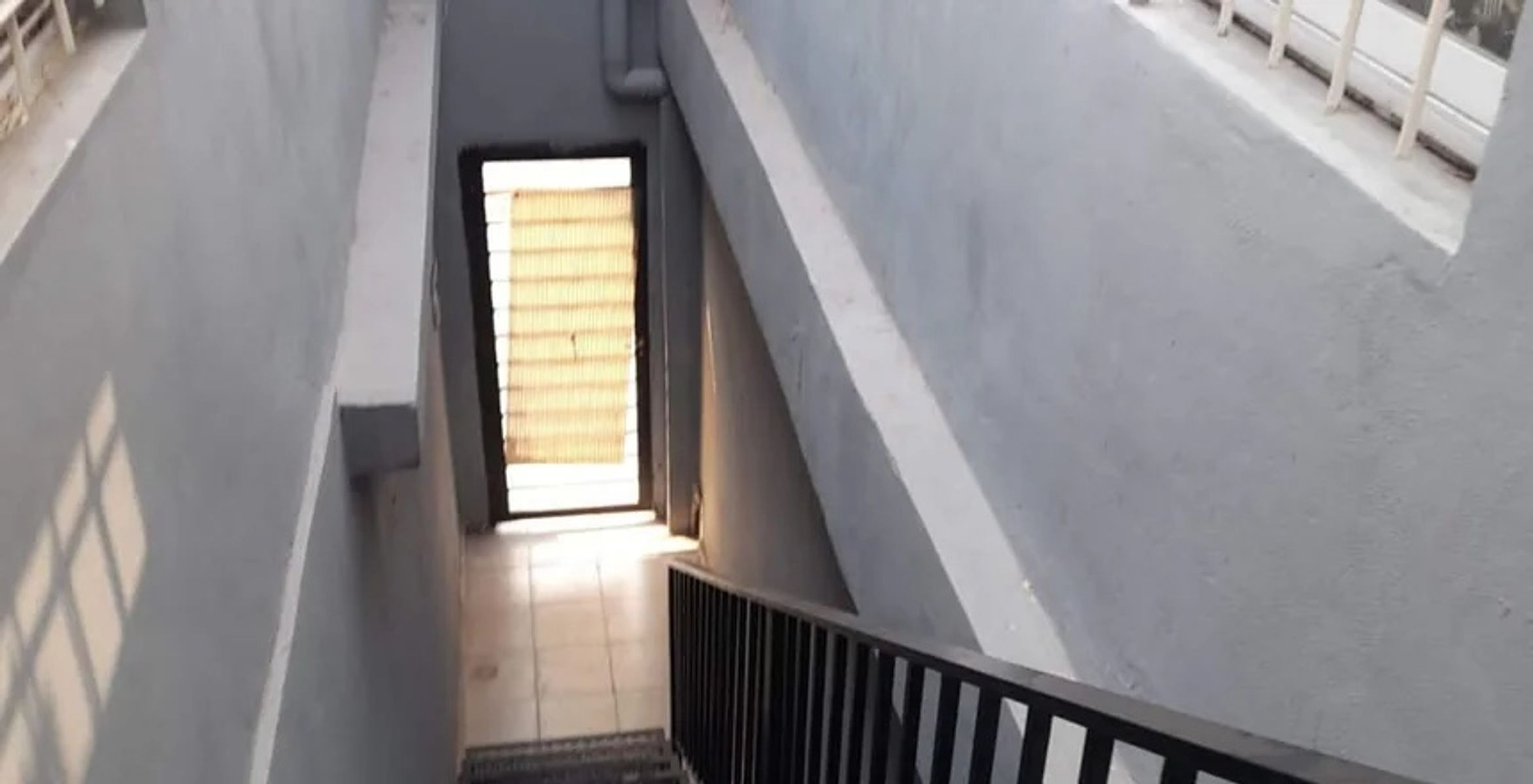 DEPARTAMENTO DE 2 AMBIENTES EN VENTA - CASTELAR NORTE - 8