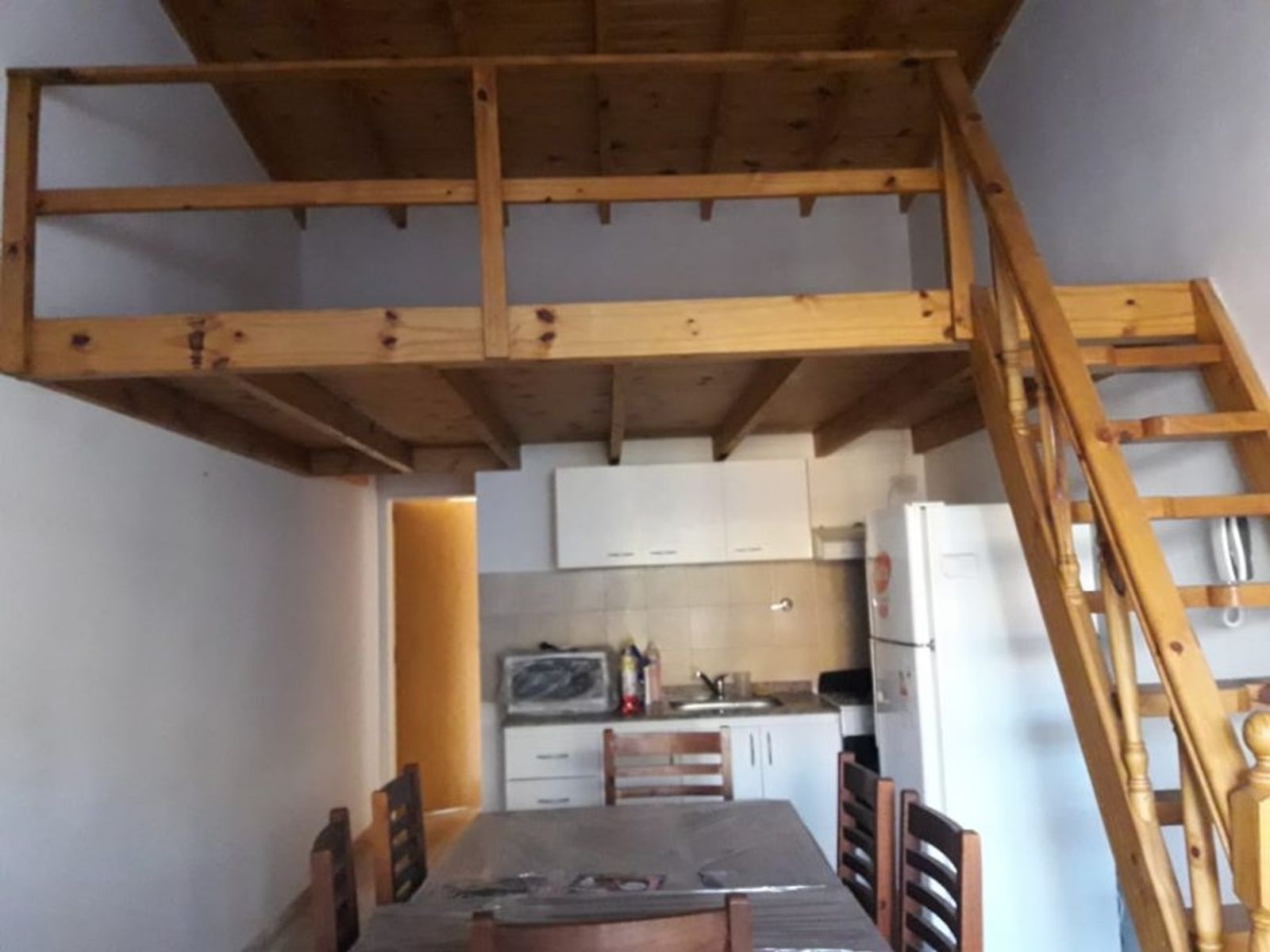 DEPARTAMENTO DE 2 AMBIENTES CON ENTREPISO - 3