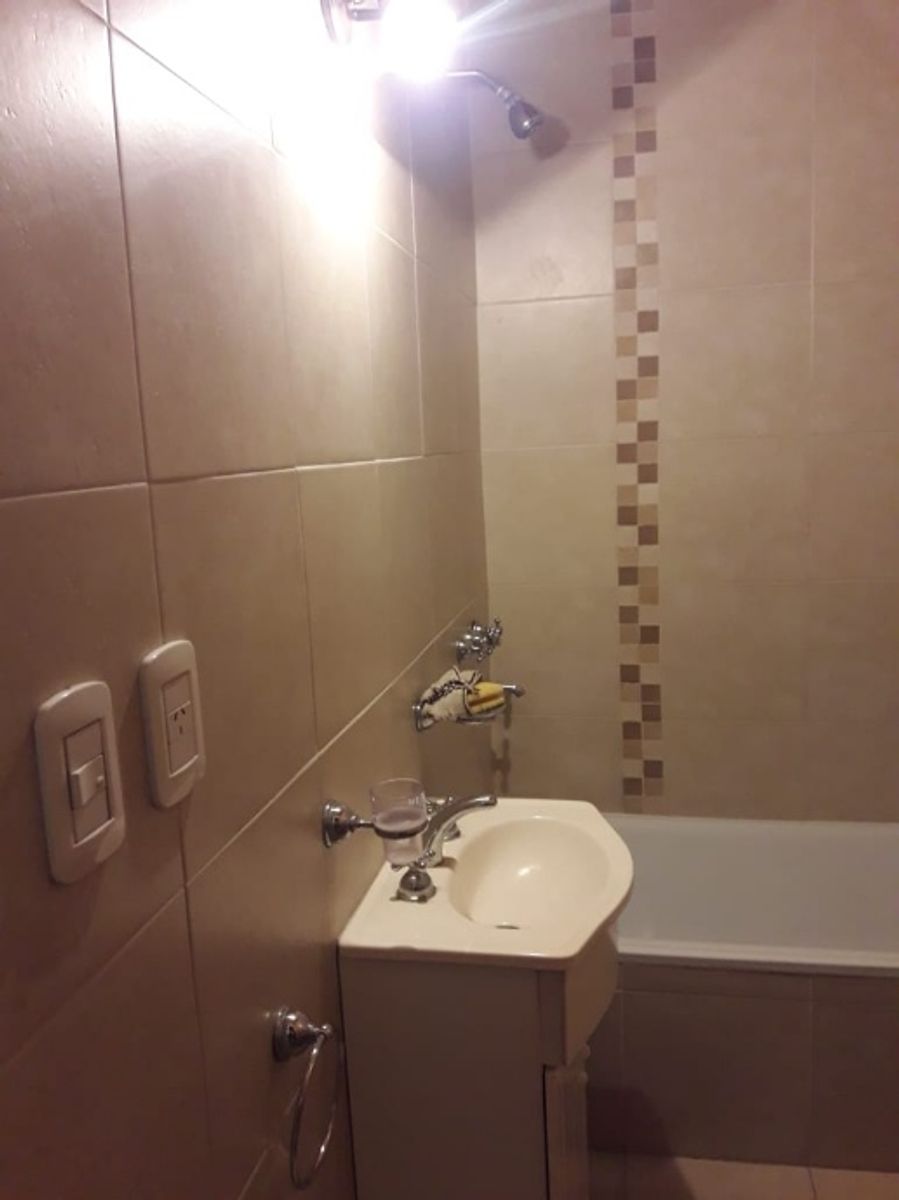 DEPARTAMENTO DE 2 AMBIENTES CON ENTREPISO - 7