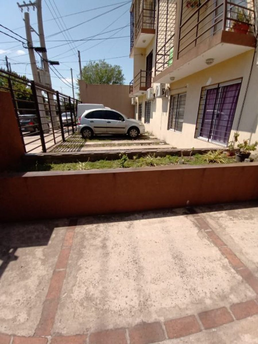 DEPARTAMENTO AL FRENTE - 3