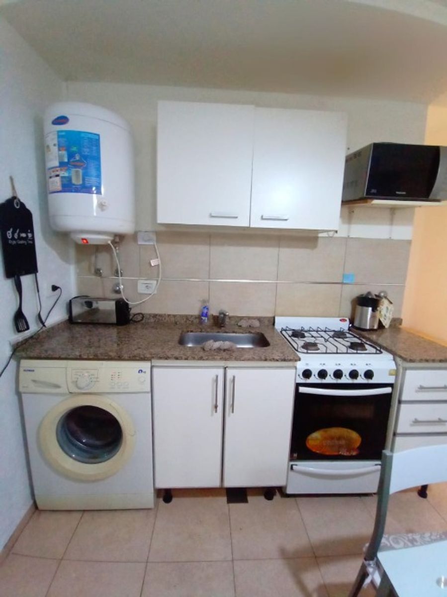 DEPARTAMENTO AL FRENTE - 6