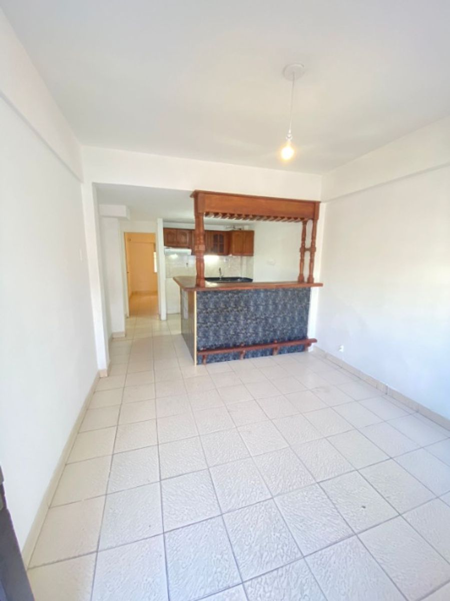 DEPARTAMENTO DE 3 AMBIENTES AL FRENTE - 4