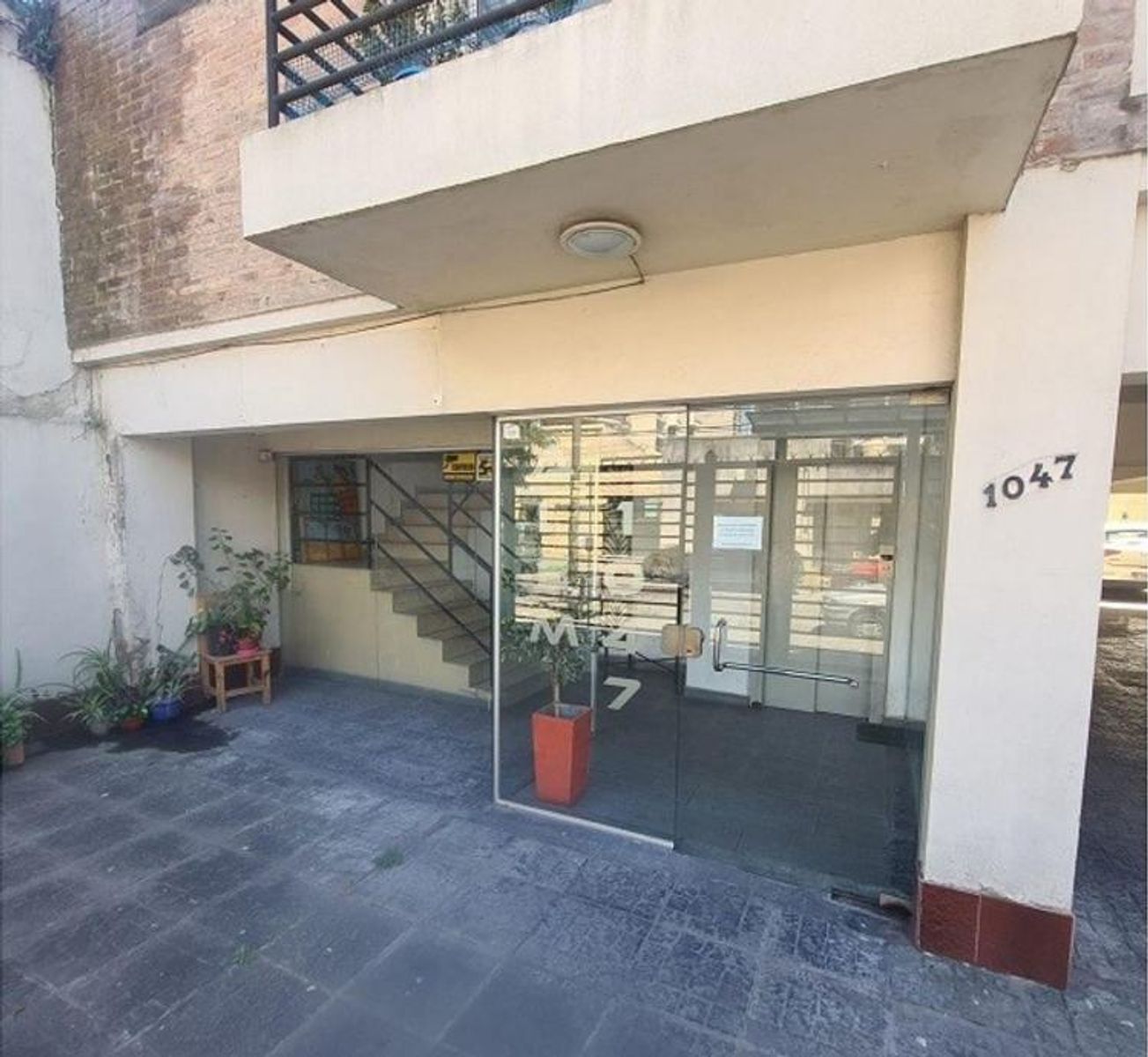 DEPARTAMENTO DE 2 AMBIENTES EN VENTA - MORON NORTE - 2