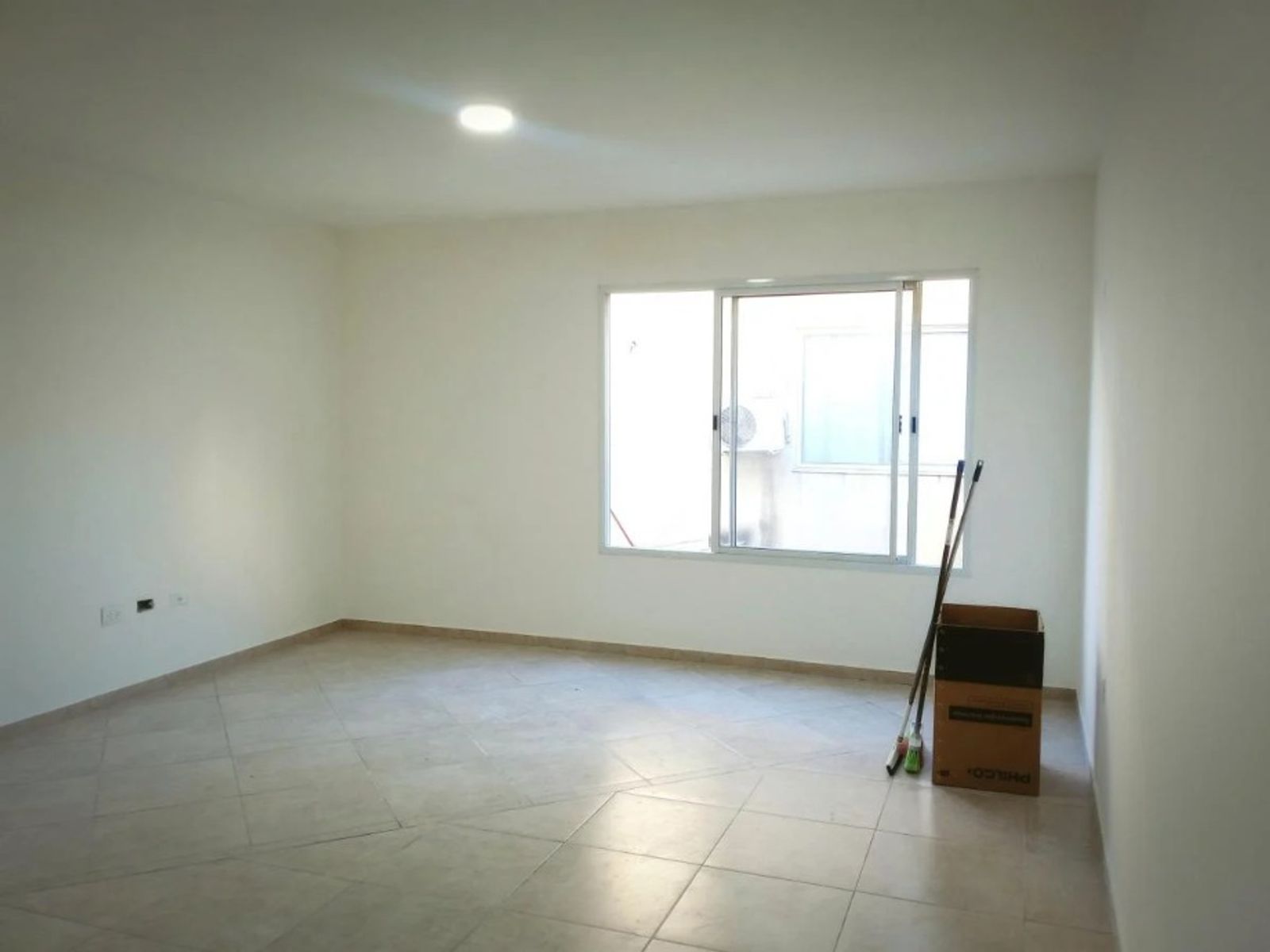 DEPARTAMENTO MONOAMBIENTE EN VENTA - MORON - 5