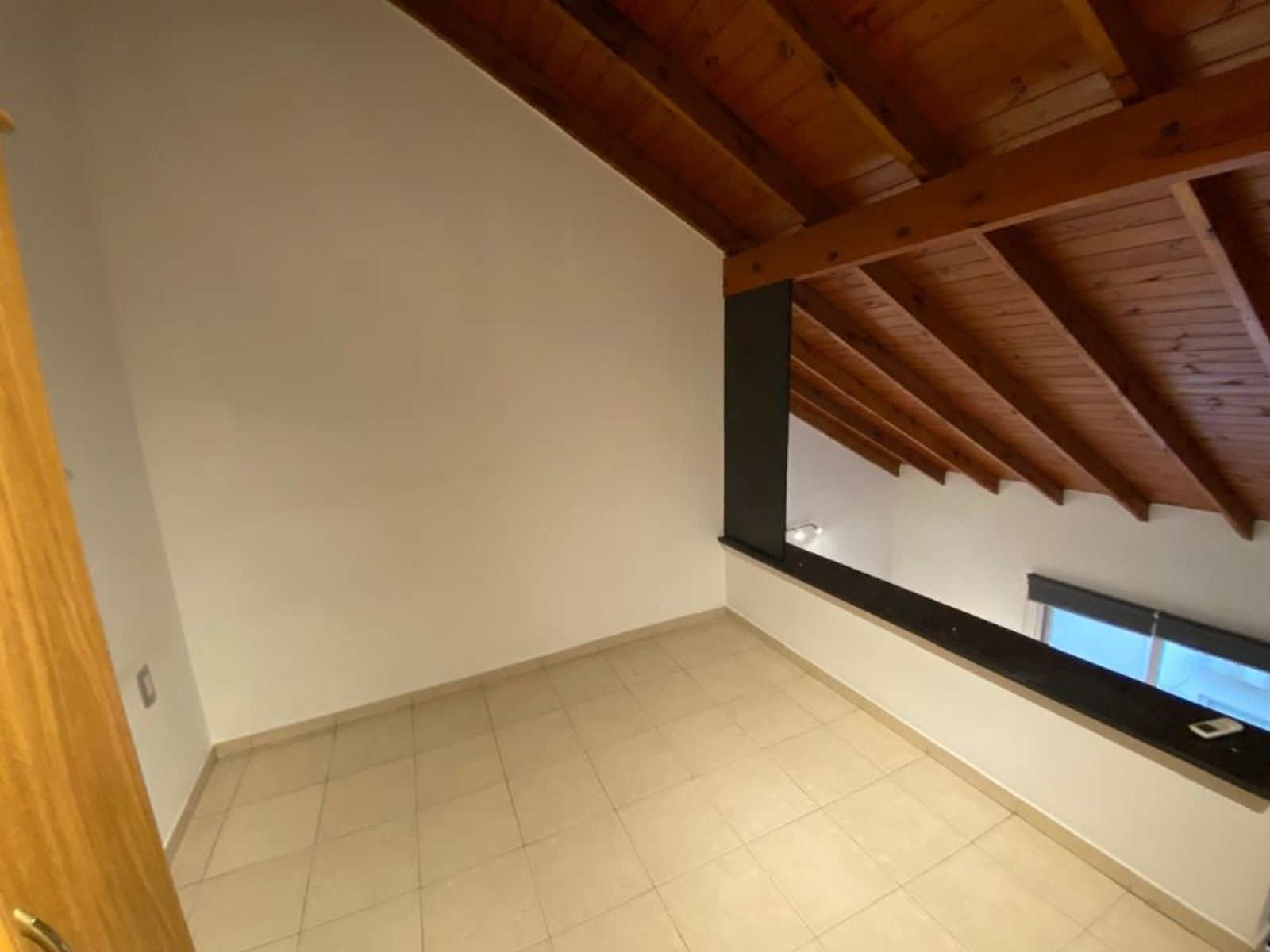 DEPARTAMENTO DE 2 AMBIENTES EN VENTA - MORON CENTRO - 3