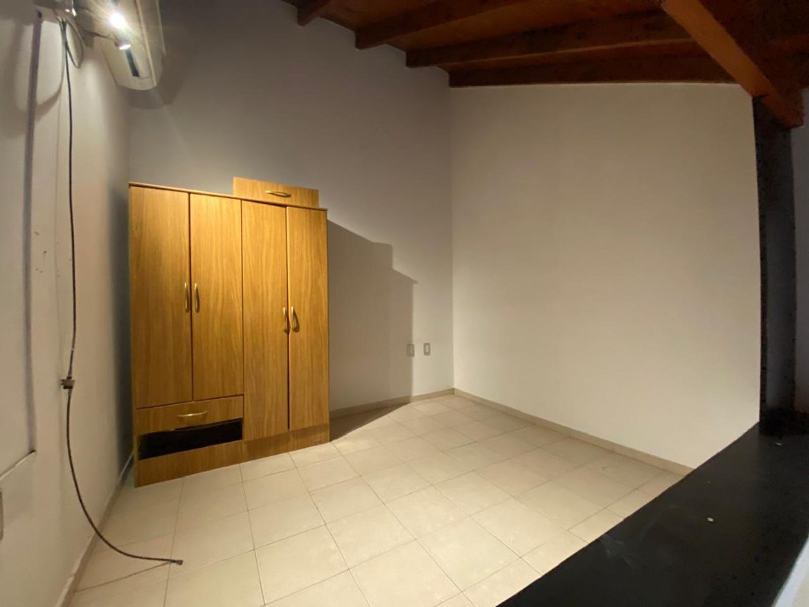 DEPARTAMENTO DE 2 AMBIENTES EN VENTA - MORON CENTRO - 5